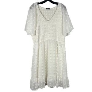 BTFBM White Short Sleeve V-neck Dress XXL